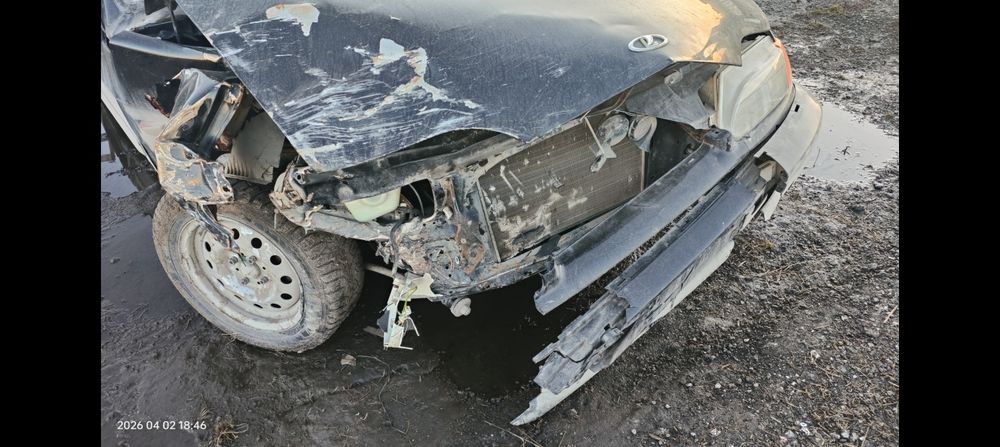 Продам битый ваз 2115