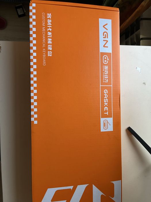 Продам новый клавиатуру vgn