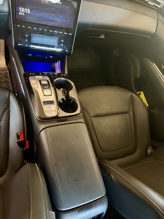 De vanzare Hyundai Tucson 1.6T-GDi 180CP M-Hybrid Pachet Premium