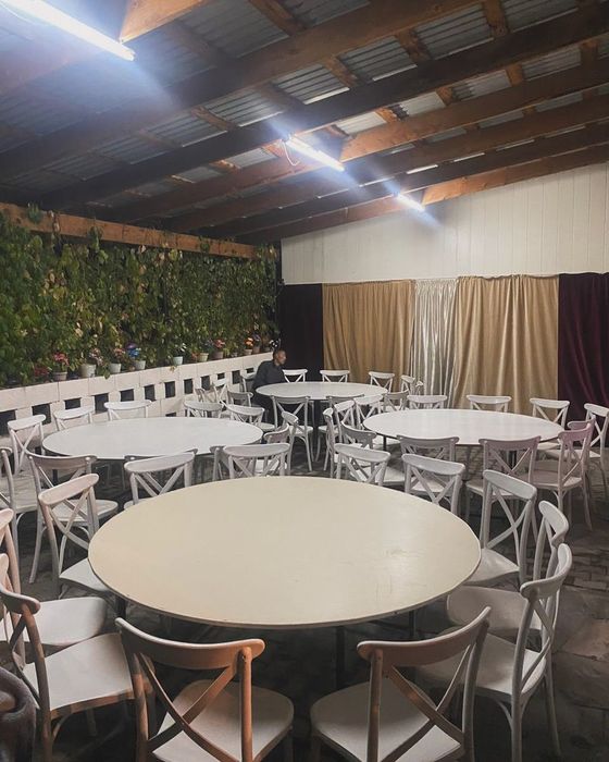 Шатер, палатка, стол, стулья, посуда