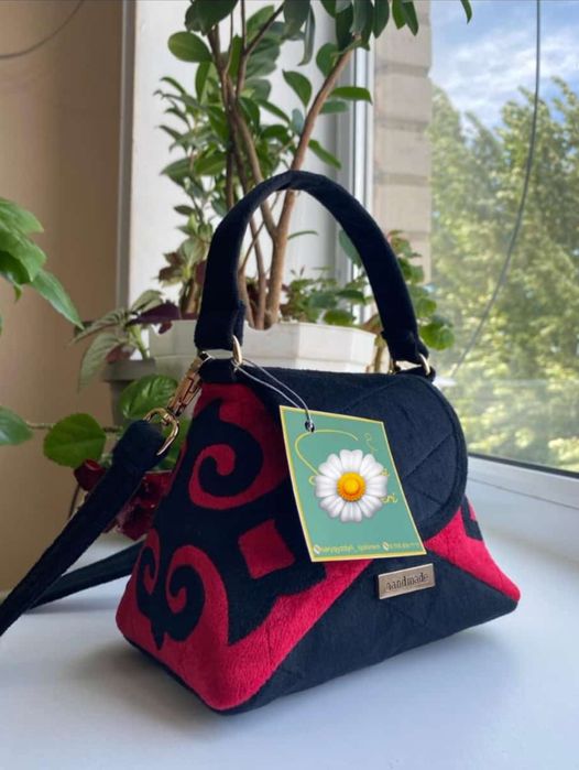 Продам сумки в национальном стиле