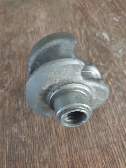 Коленвал компрессора Мерседес ОМ 422