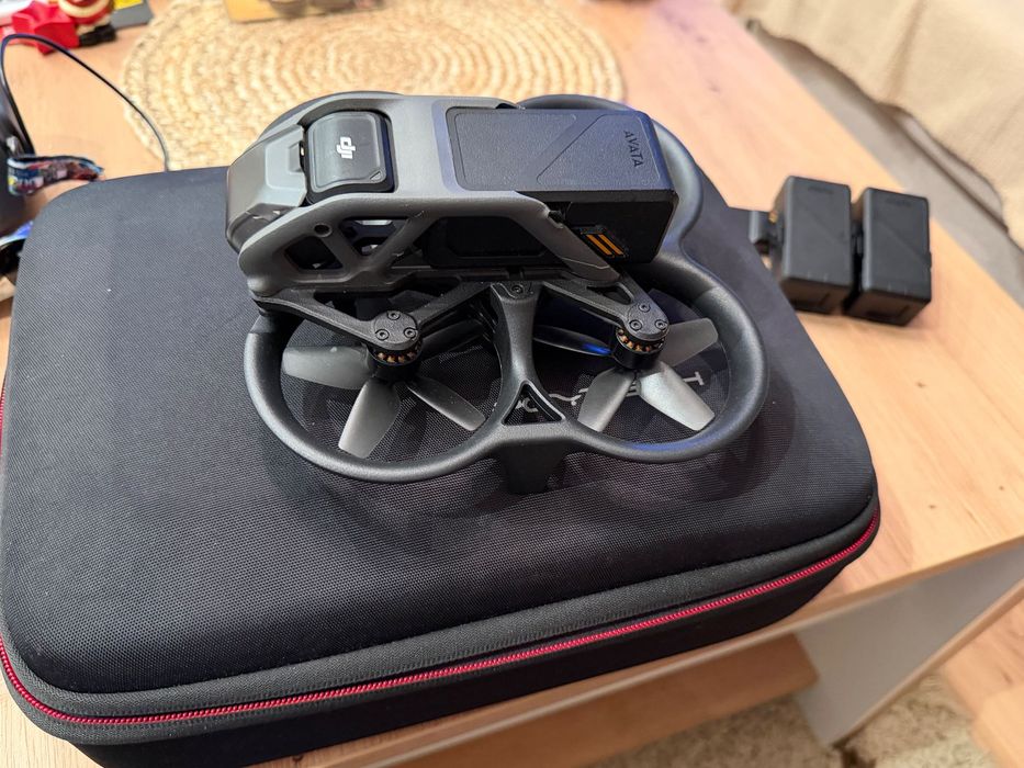Дрон DJI Avata Fly Smart Combo