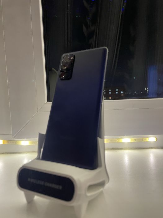 Продам/обмен Samsung s20 FE