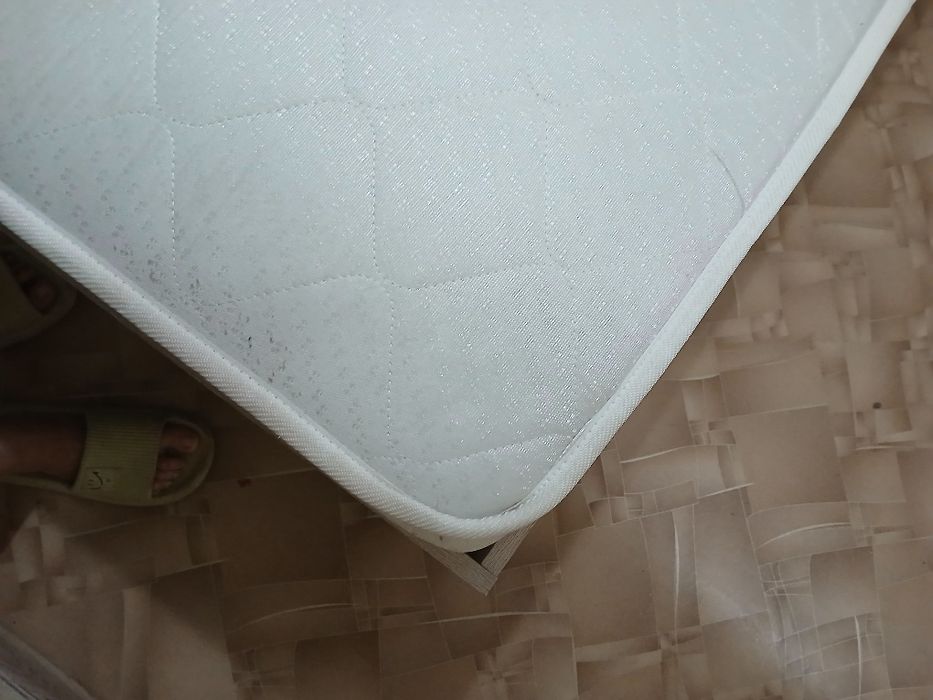 Матрас 160×200 КОСТАНАЙ  бу в хорошем состоянии
