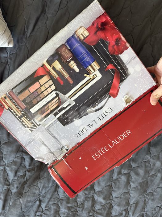 Косметичка Estee lauder новая