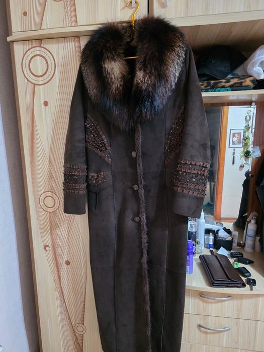 Продам дублёнку размер 48