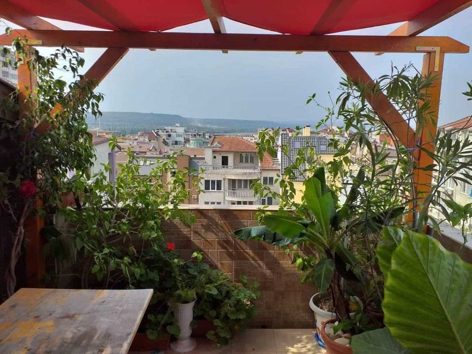 Продава се Многостаен апартамент в Варна, Център - 140 кв.м за 802 €/кв.м - Снимка #1