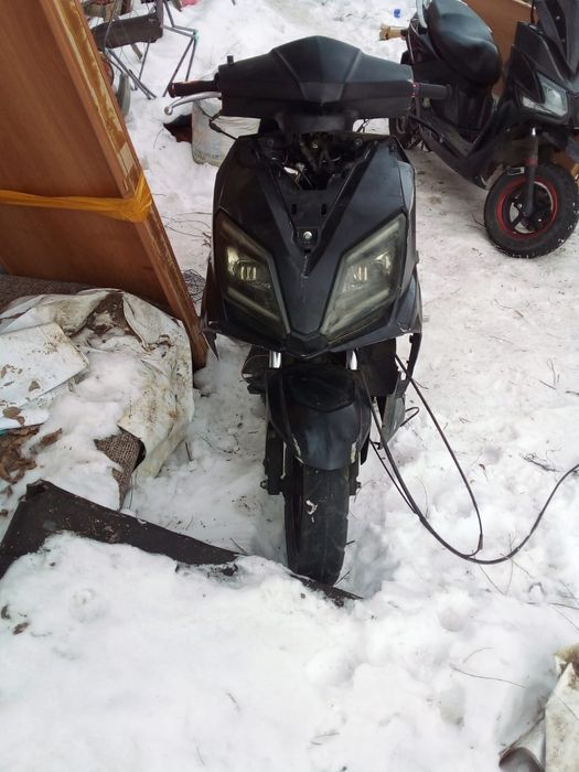 продам скутер раптор 180