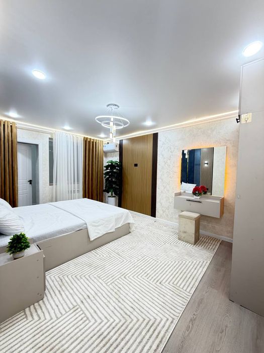 Квартира с 2 балконом 4/3/4  Чиланзар Новза метро.  Мукимий