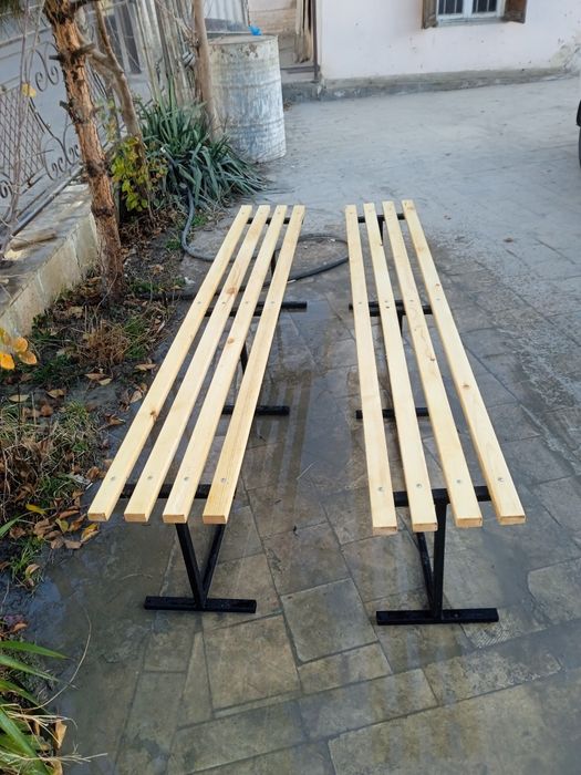 Скамейка сотилади