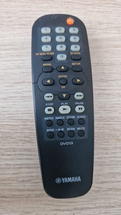 Продаю DVD проигрыватель Yamaha