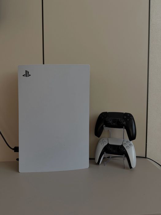 PlayStation 5 с дисководом