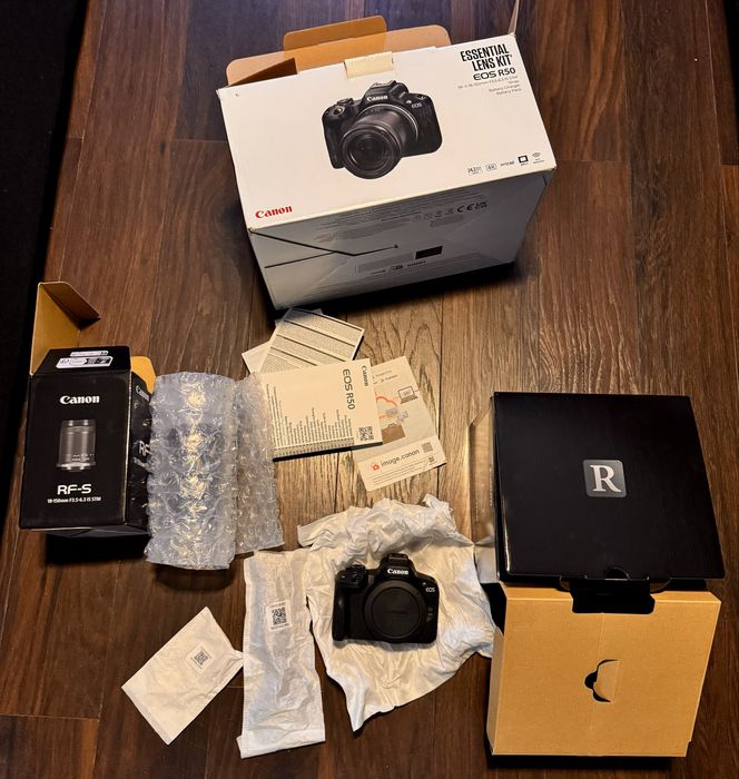 Canon r50 Mirrorless