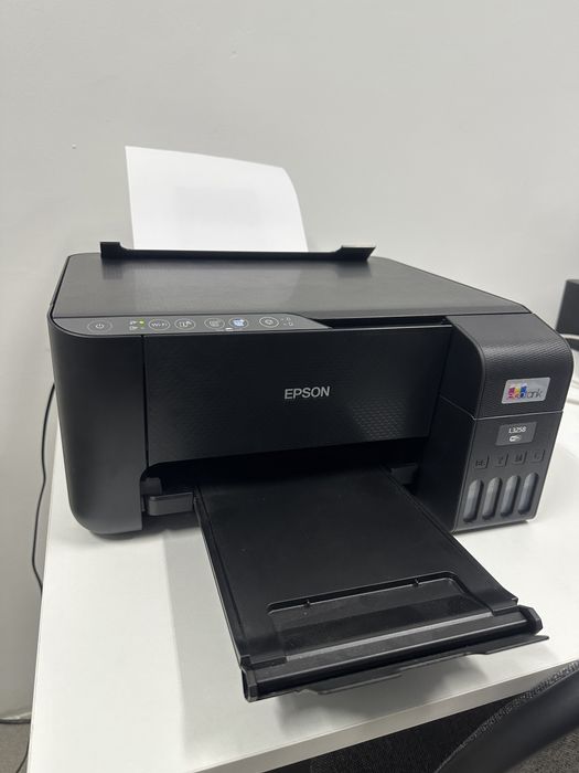 Продам принтер Epson EcoTank l3250