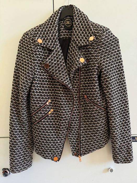 Преходно яке glamorous