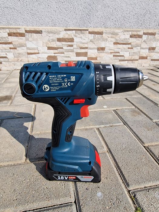 винтоверт BOSCH GSB 18V-21