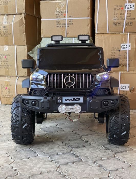 Bollalarni moshinasi  Mercedes Baggi