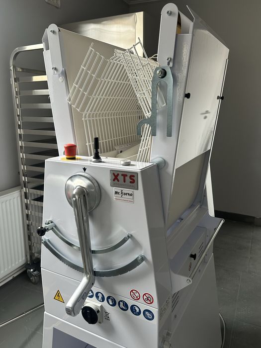 Masina de turat aluat/foietaj XTS ITALIA GP 500 NOUA, GARANTIE