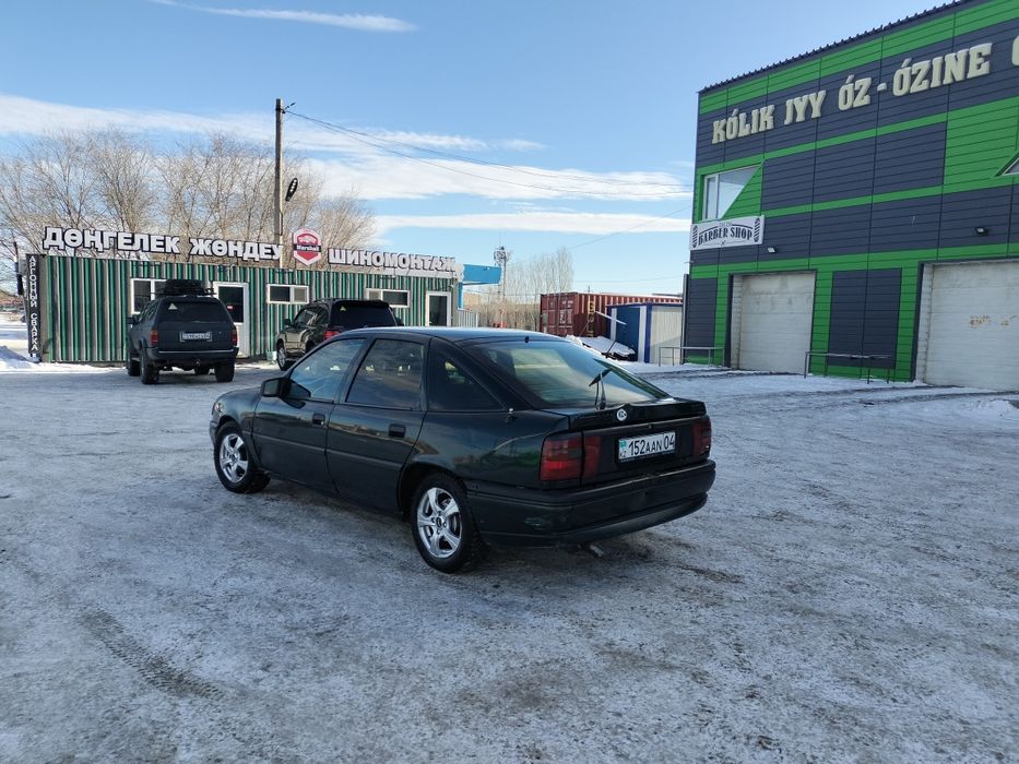 Опель 1.6  срочно сатамын