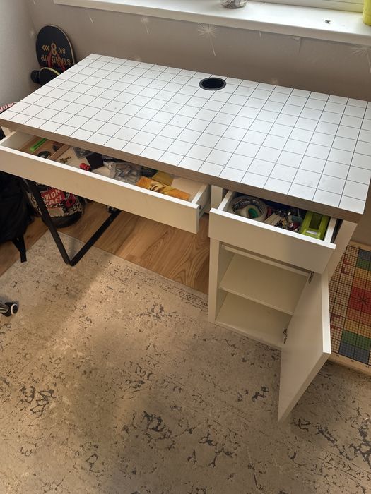 Письменный стол ikea