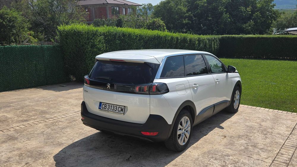 Peugeot 5008 1.5D 131к.с автоматик 7места 2021г-отличен