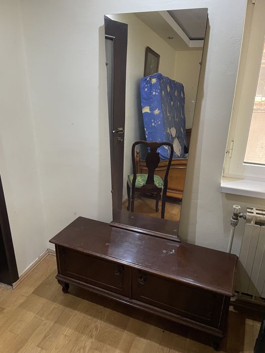 Pat Masa Comoda Vitrina