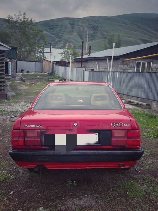 Ауди 100 Продам на ходу