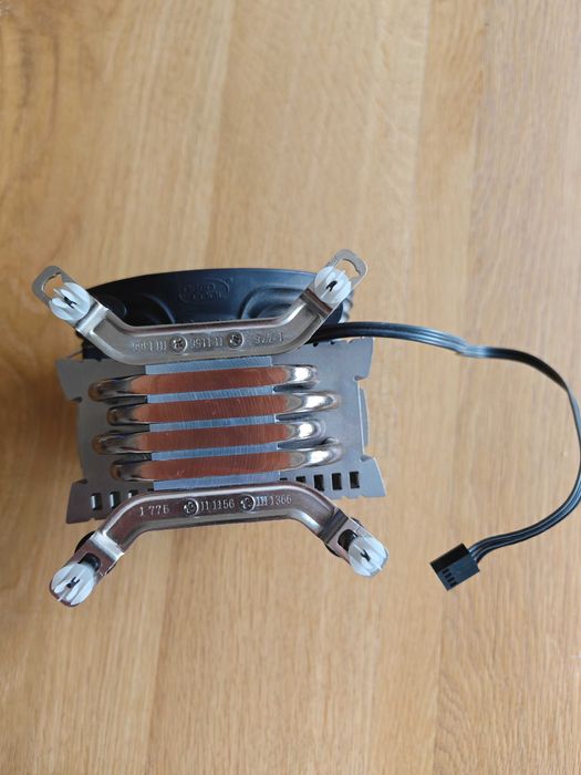 Въздушни охладители за процесори Intel от 4-то поколение сокет LGA 1150 DeepCool+Intel