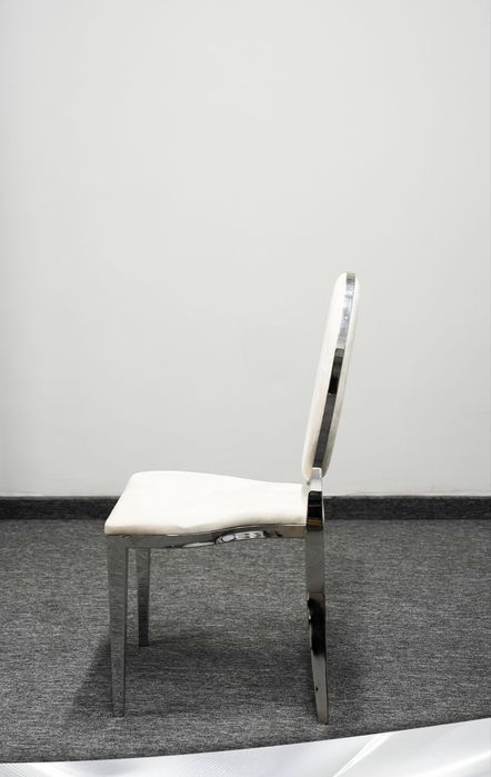 Стол метална с кром облицовка