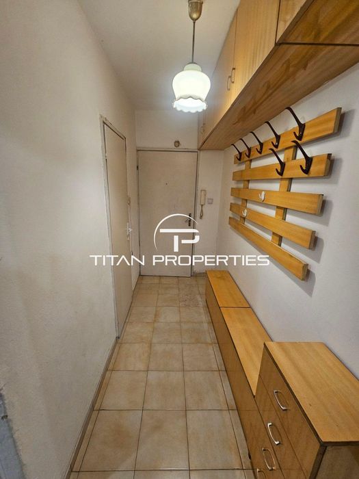 Дава се под наем Двустаен апартамент в Бургас, Меден рудник - зона Б - 60 кв.м за 306 € - Снимка #2