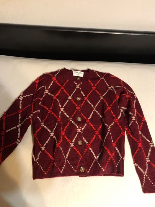 Bluza Chanel , calitate premium , pe stoc , noua , S
