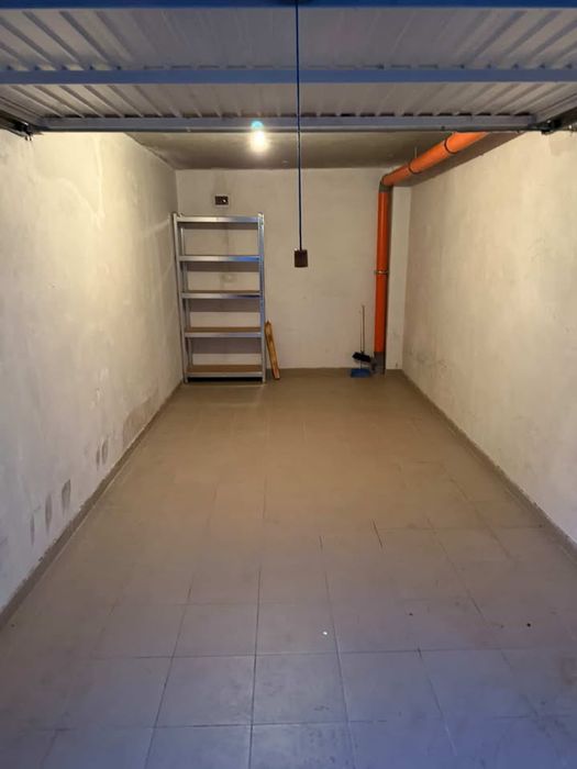 Гараж под наем кв. Банишора