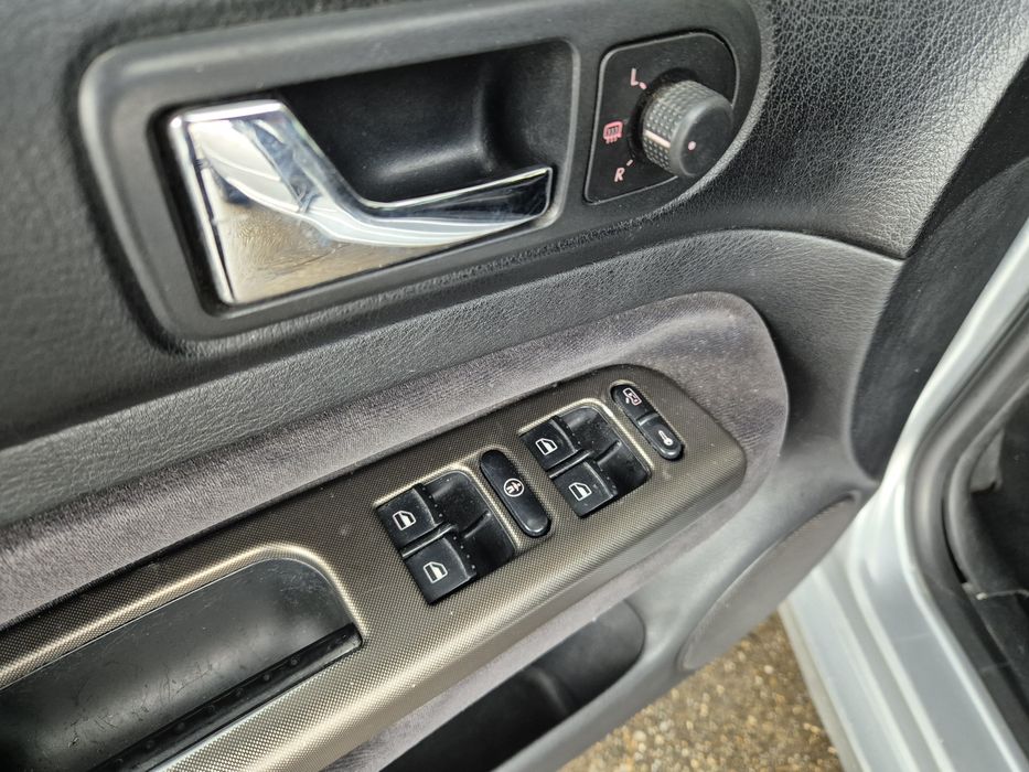 Bora 2002  1.6 benzină +GPL  FULL