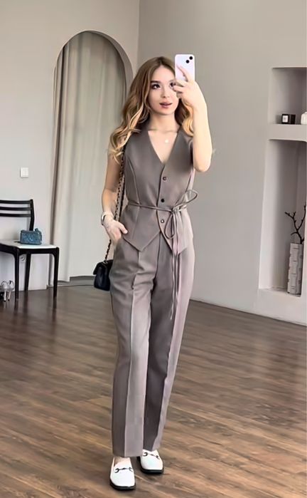 Жилетка двойка 42