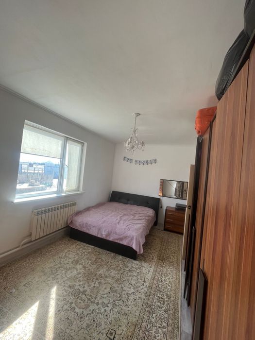 Үй сатылады 11/10 саудасы бар