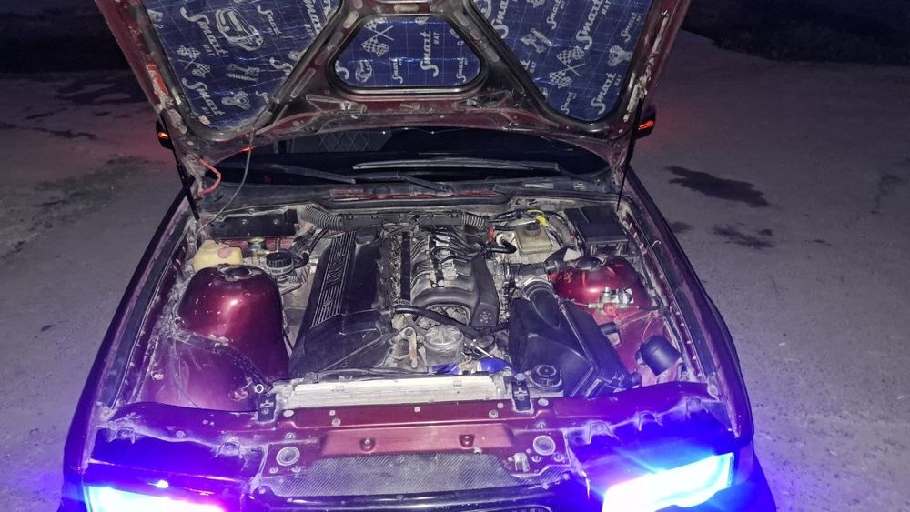 Продам BMW E36 M50