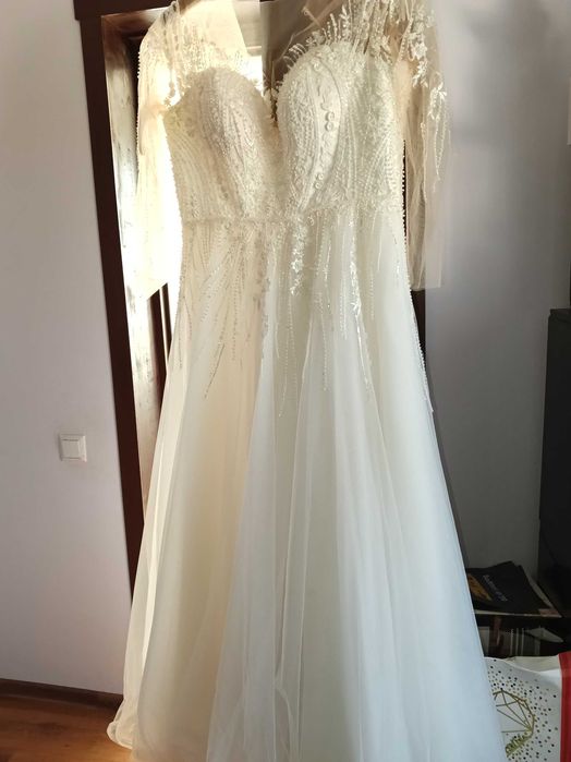 Vând rochie de mireasă