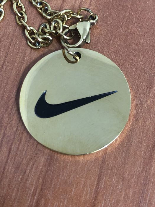Цепочка Nike