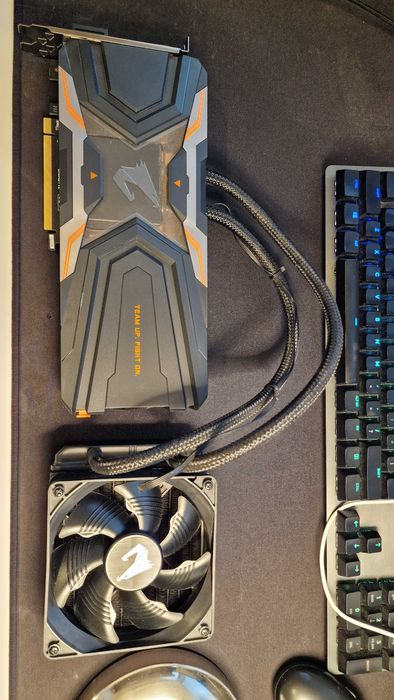 Gigabyte AORUS GTX 1080 Ti Waterforce Xtreme Edition