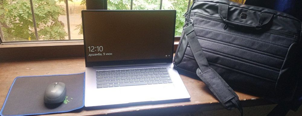 Honor  rusumli noutbuk