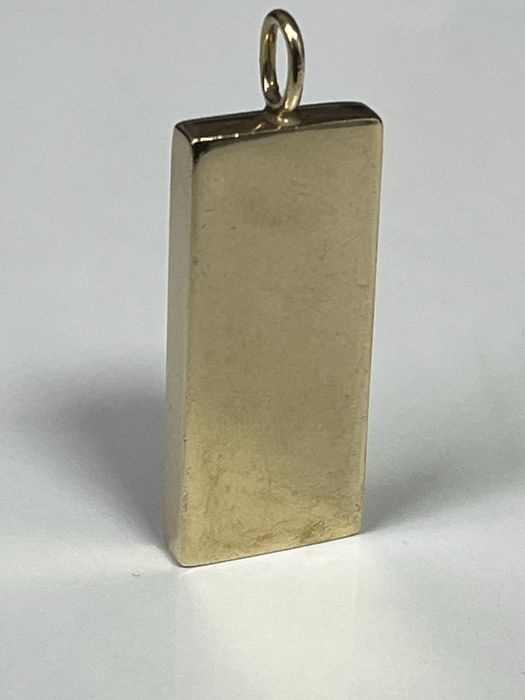 Златна висулка 9 карата