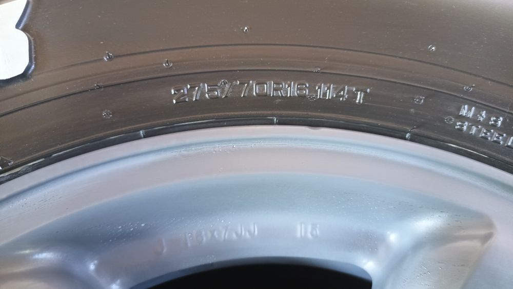 Диски 6X139.7R16 резина DUNLOP