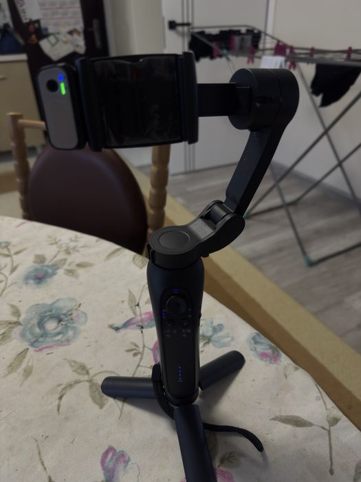 Трехосевой стабилизатор L7Bpro Plus с AI-трекингом