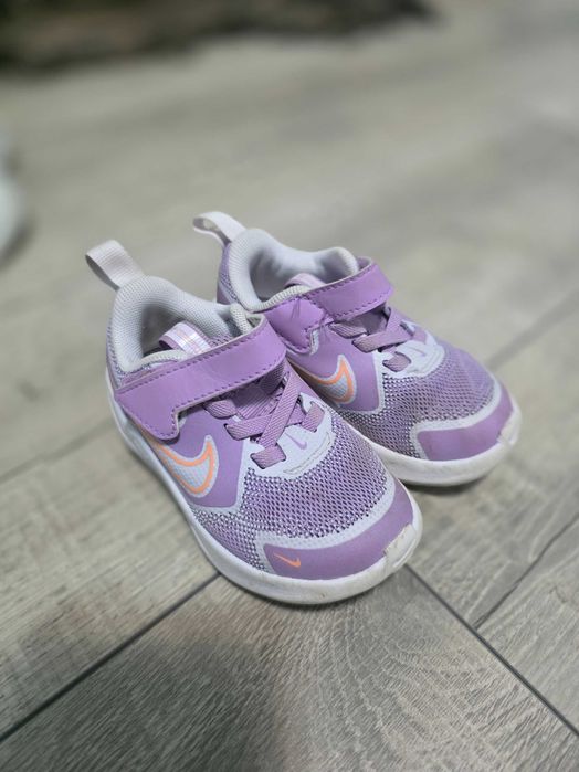 Маратонки за момиче