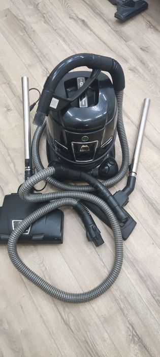 Пылесос     Hyla