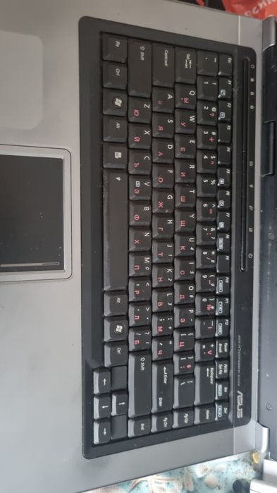 Лаптоп за части или поправка