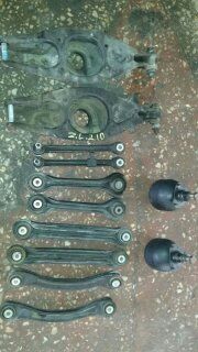 На Мерседес рычаг задний цапфа, подшипник, датчик, диск, суппорт, болт