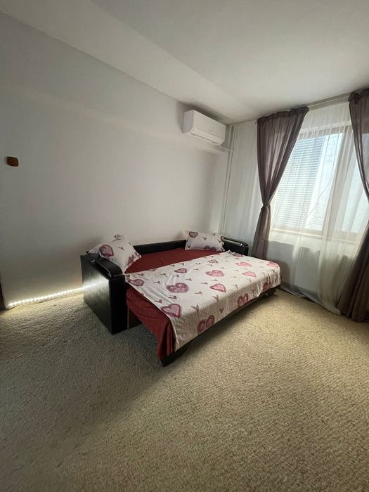 Ofer spre închiriere ap 2 camere ultracentral
