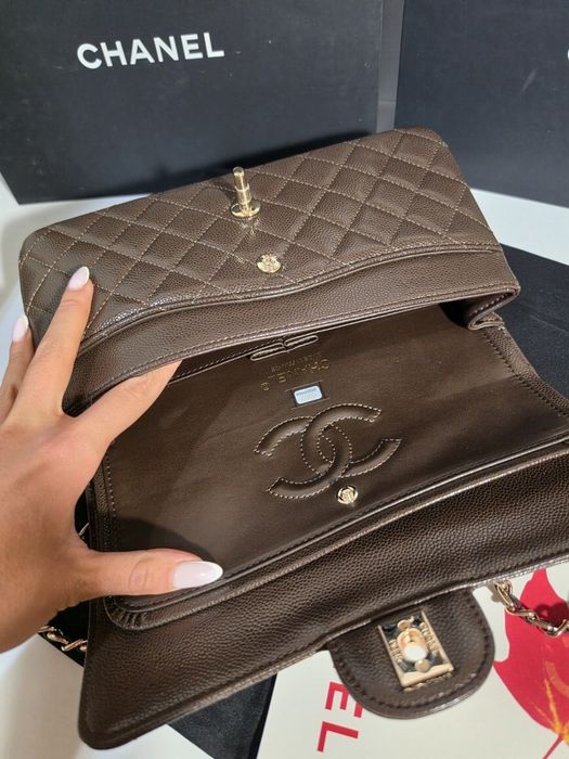 Дамска чанта Chanel Medium Classic Double Flap Bag
